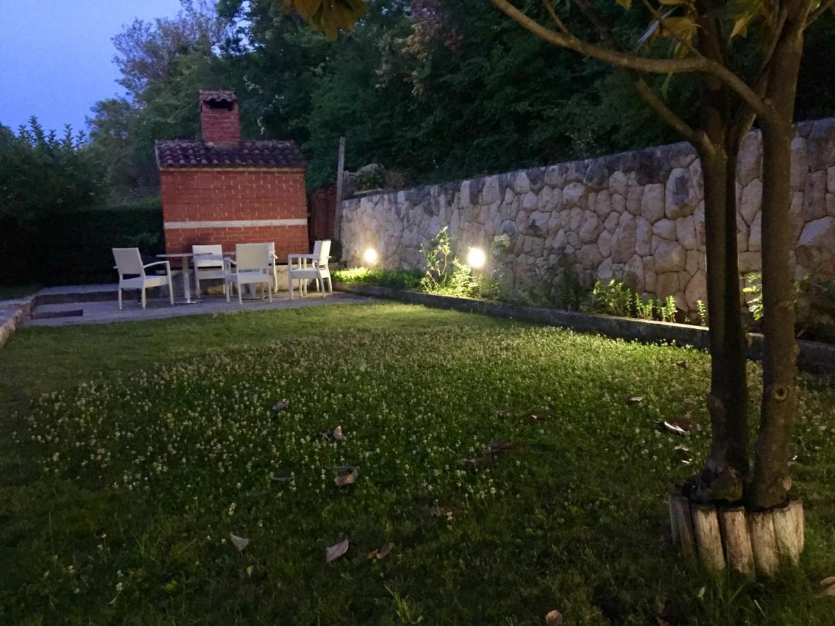 Villa Luna Імотскі Екстер'єр фото